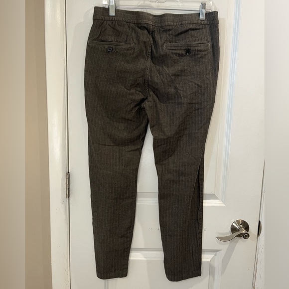Abercrombie & Fitch Skinny Taper Stretch Pull On Pants Elastic Waist Sz M Brown - Picture 2 of 9